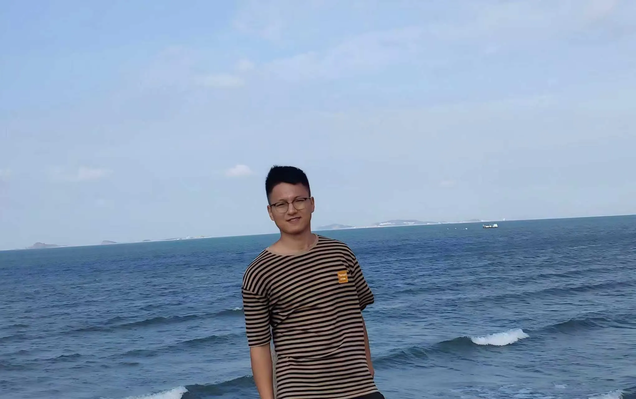 蔚睿